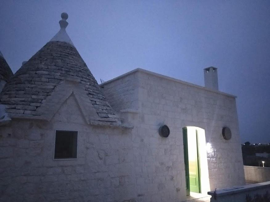 Trullo Le Tre Sorelle Cisternino Buitenkant foto
