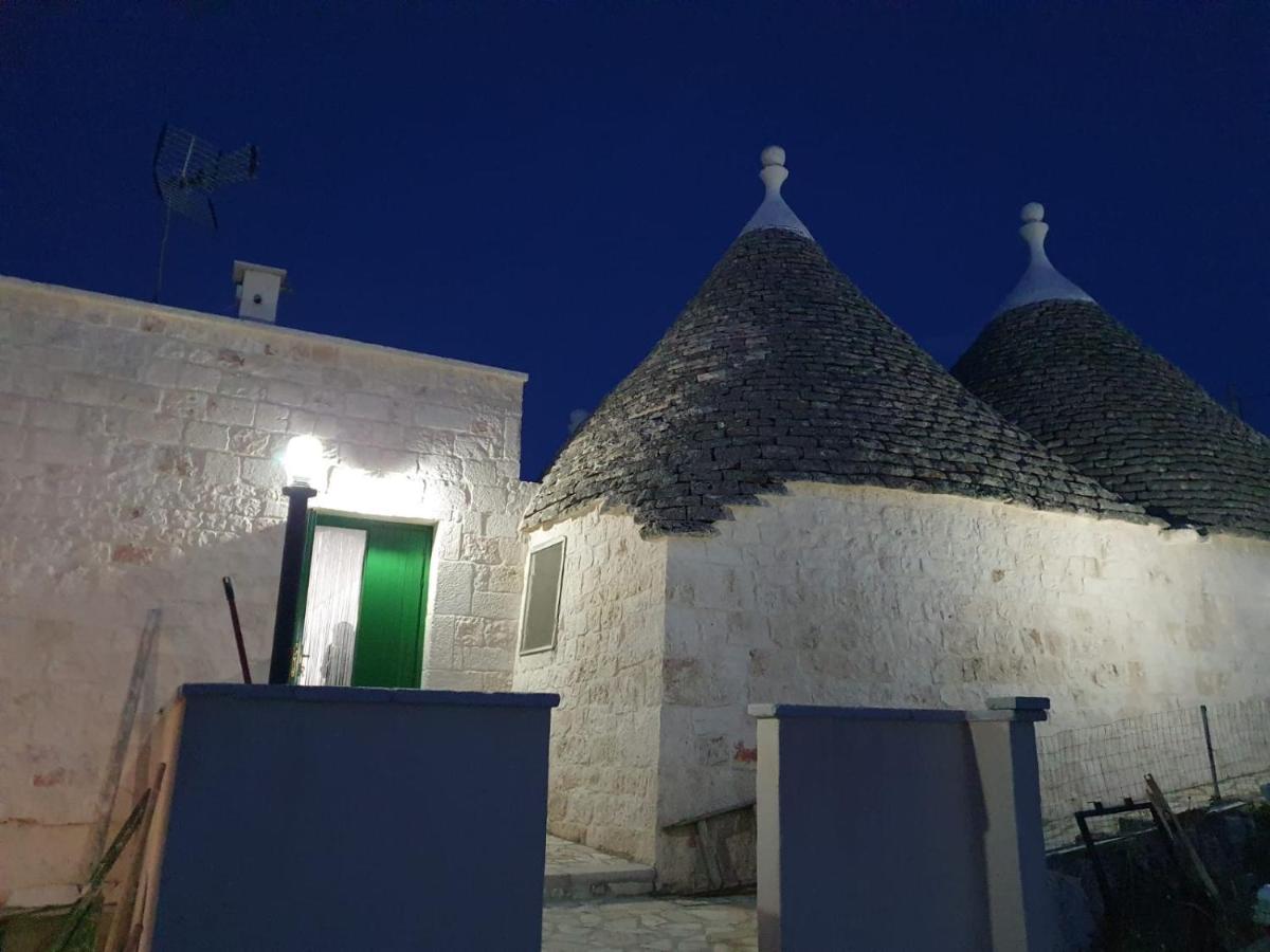 Trullo Le Tre Sorelle Cisternino Buitenkant foto