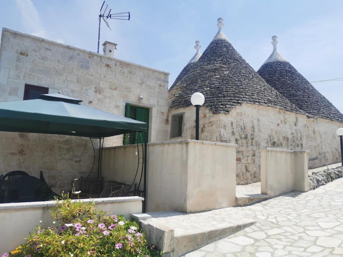 Trullo Le Tre Sorelle Cisternino Buitenkant foto
