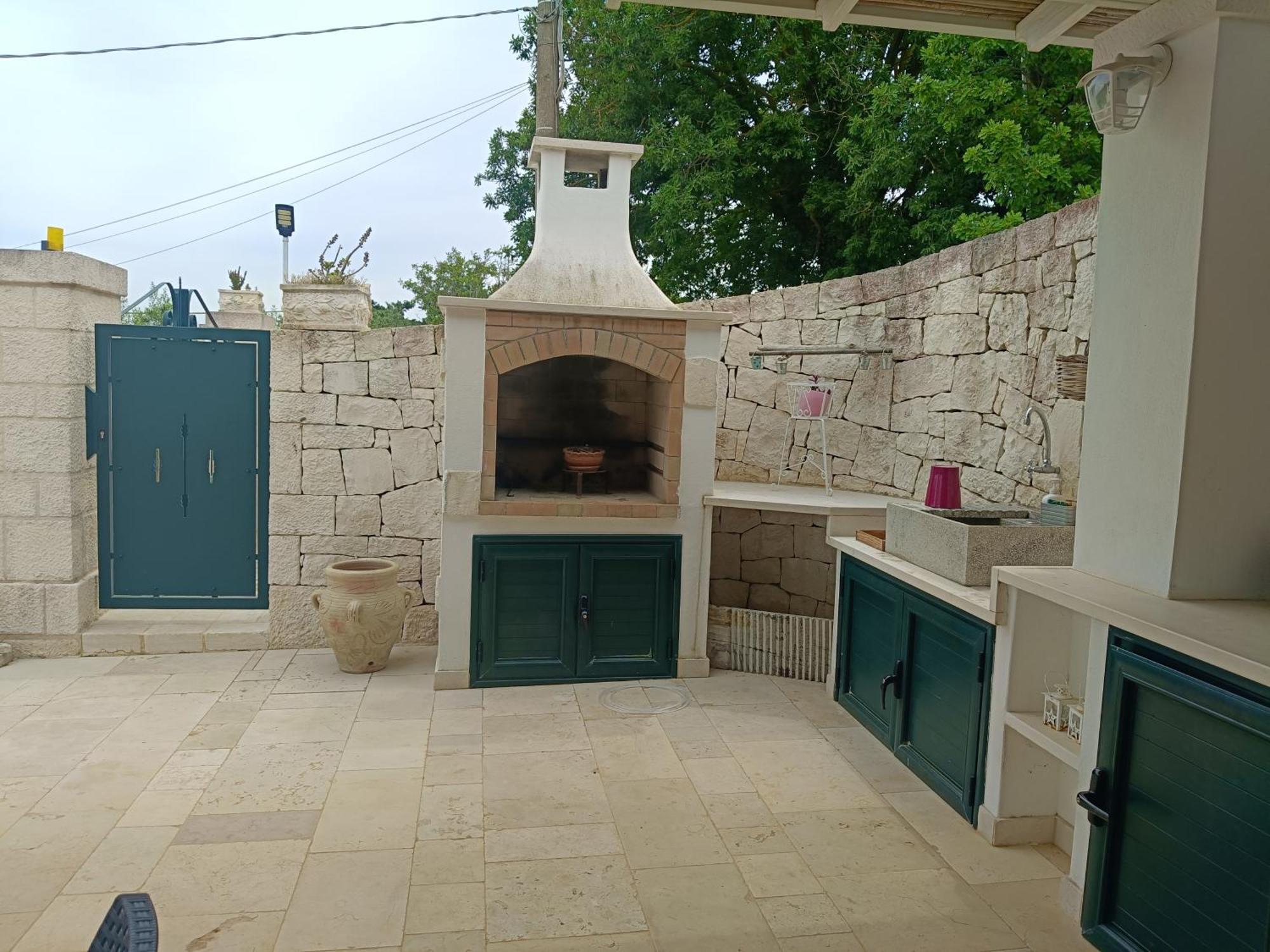 Trullo Le Tre Sorelle Cisternino Buitenkant foto