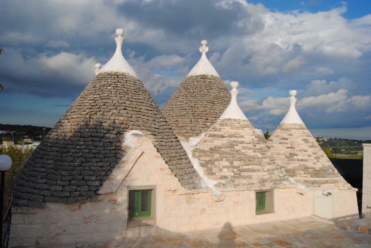 Trullo Le Tre Sorelle Cisternino Buitenkant foto