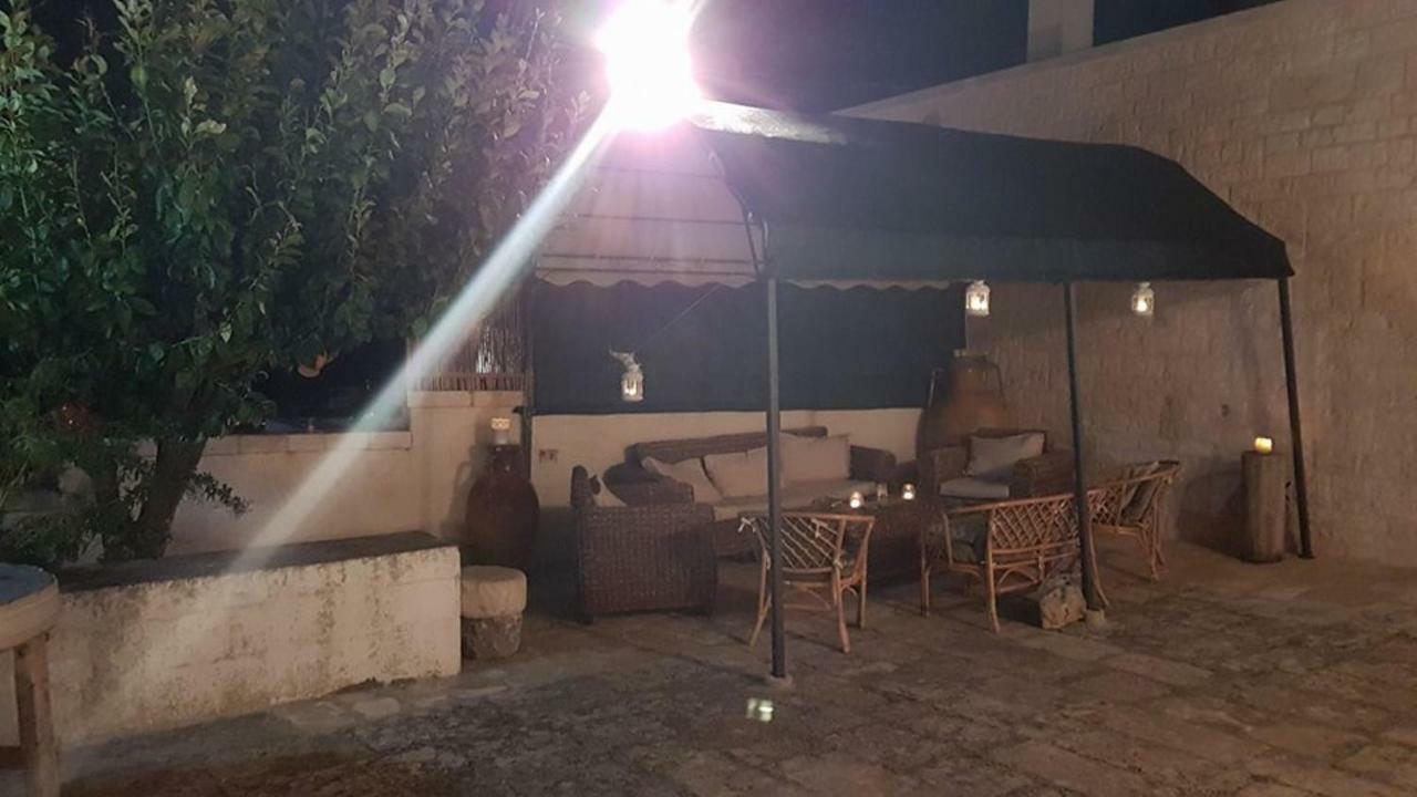 Trullo Le Tre Sorelle Cisternino Buitenkant foto