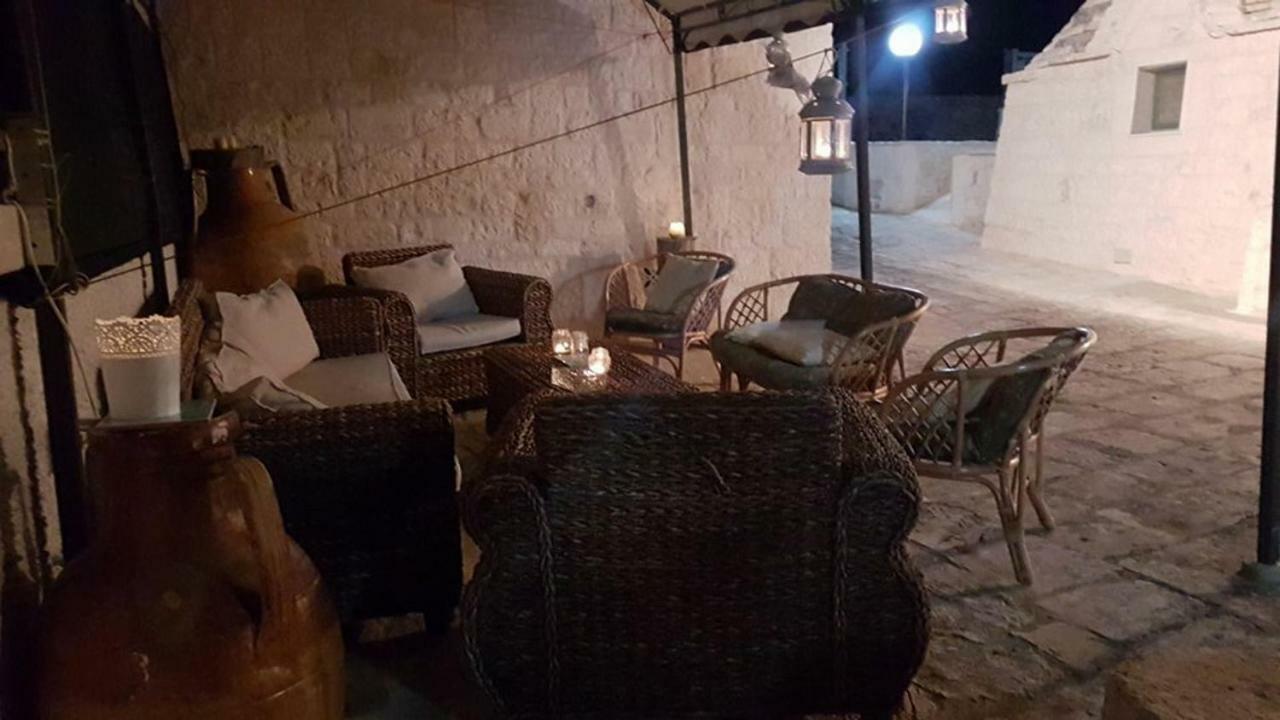 Trullo Le Tre Sorelle Cisternino Buitenkant foto