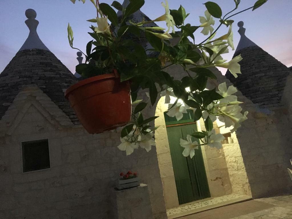 Trullo Le Tre Sorelle Cisternino Buitenkant foto