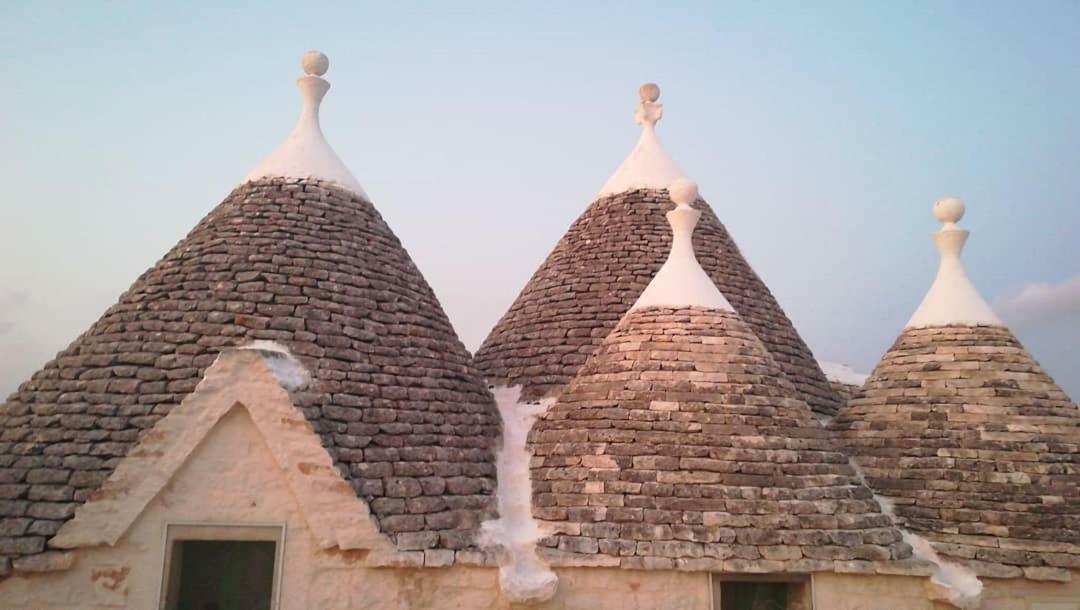 Trullo Le Tre Sorelle Cisternino Buitenkant foto